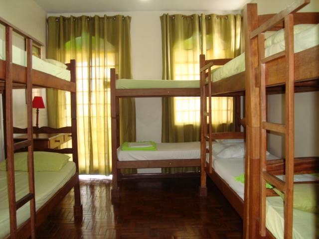 Chale Mineiro Hostel & Pousada ベロ・オリゾンテ エクステリア 写真