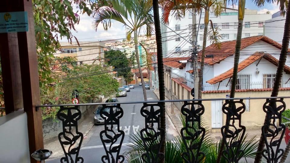 Chale Mineiro Hostel & Pousada ベロ・オリゾンテ エクステリア 写真